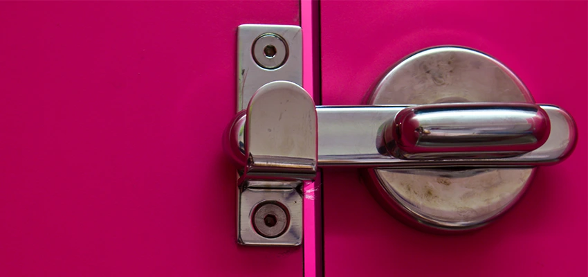 Childproof Gate Lock in South El Monte, California